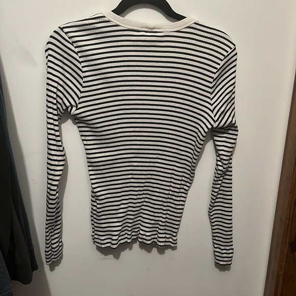 *3/10*  Striped Long Sleeve - Picture 4 of 5